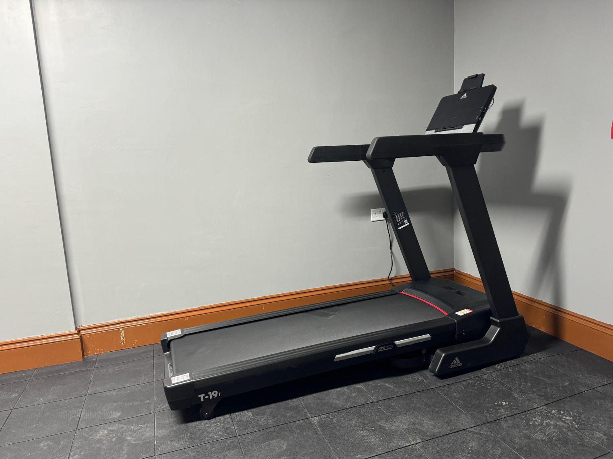 Papworth Everard Oyo Stay Inn Express, Cambridge מראה חיצוני תמונה