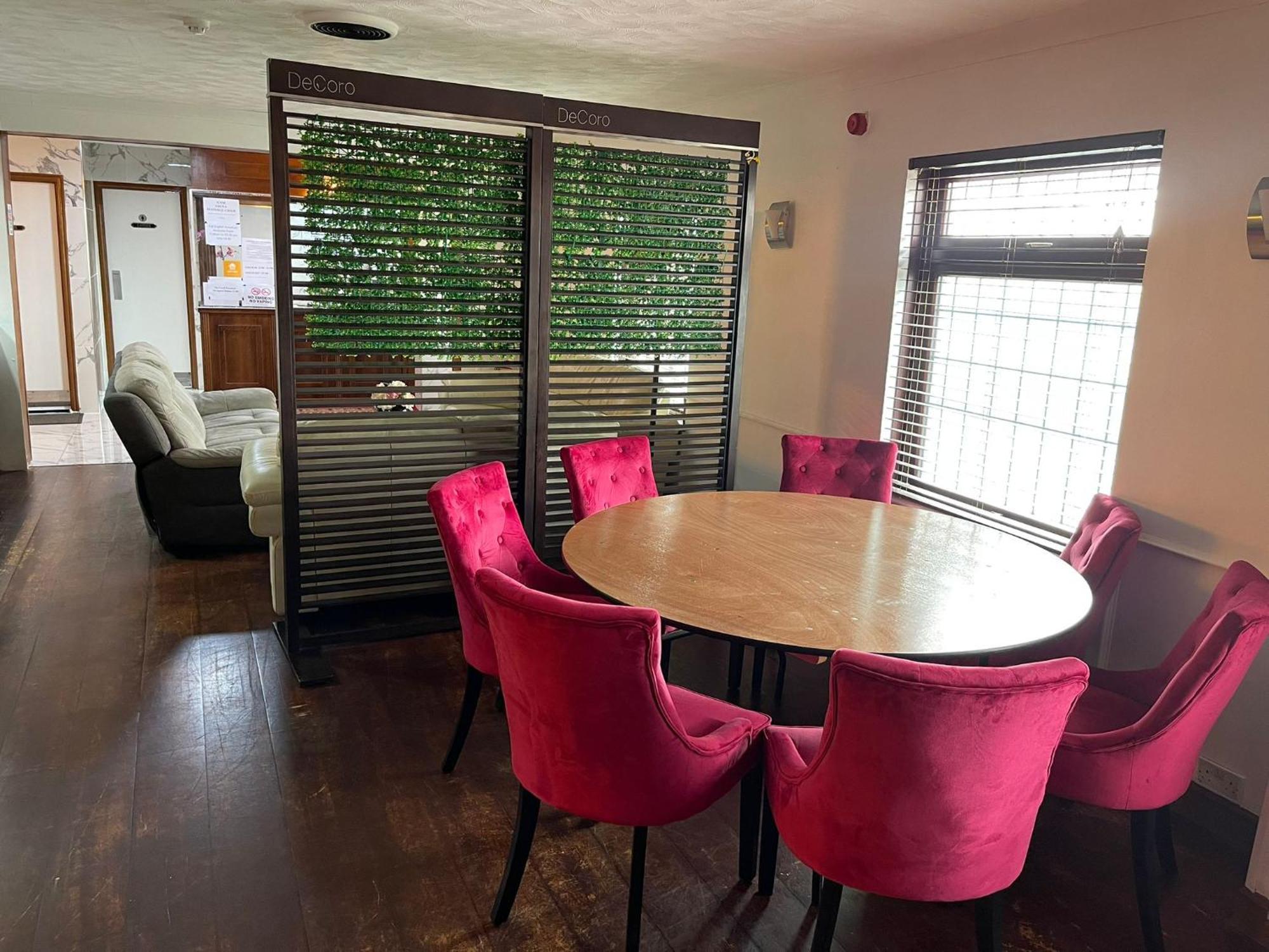 Papworth Everard Oyo Stay Inn Express, Cambridge מראה חיצוני תמונה